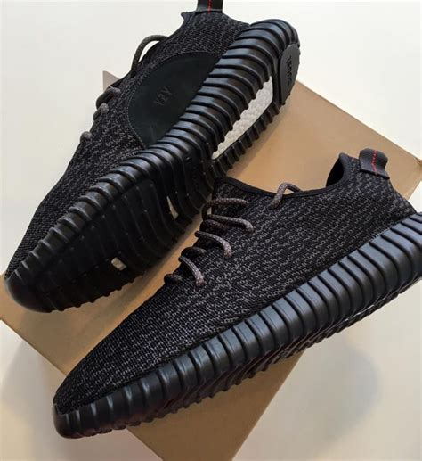 yeezy 350 v1